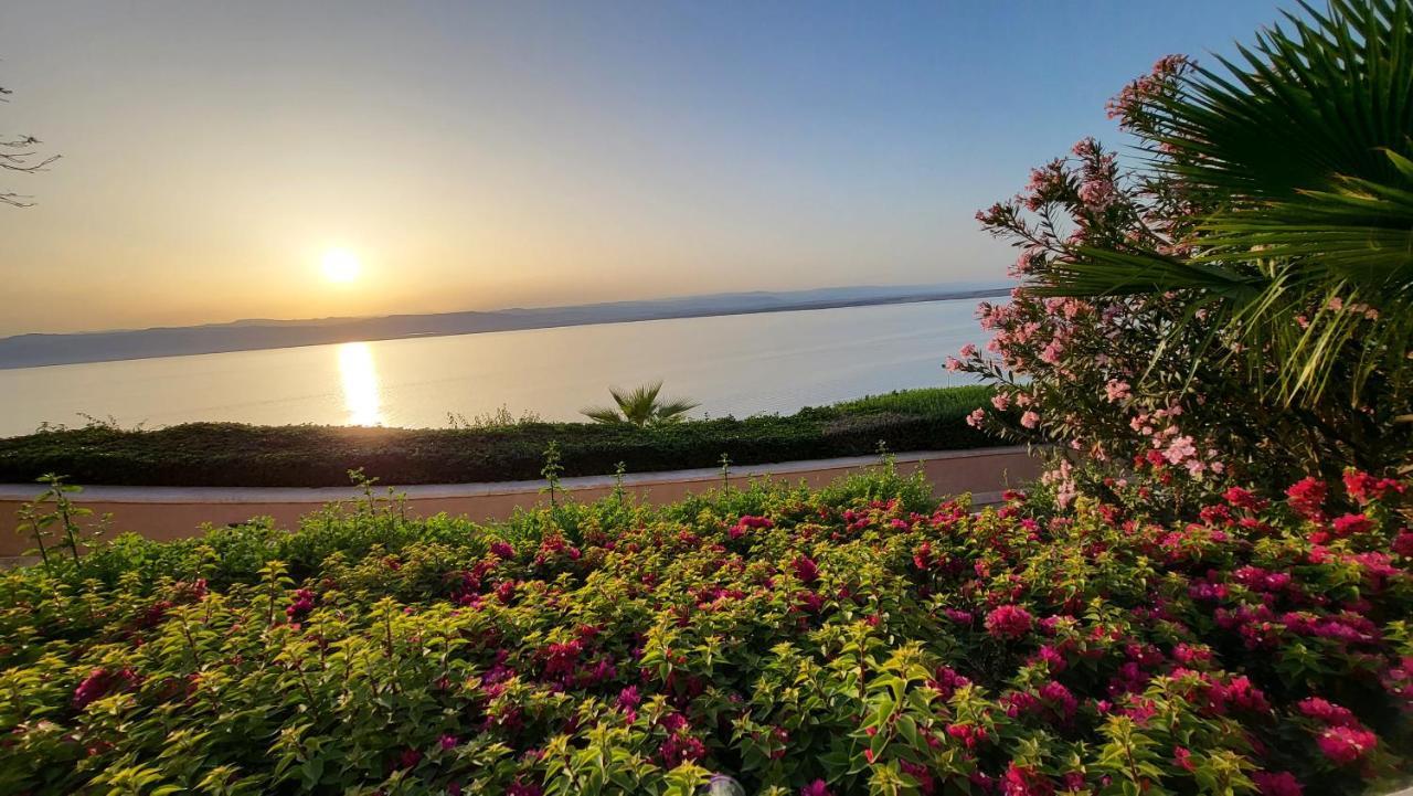 Sweimeh Comfy Stays Sea View Apartments At Deadsea Samarah Resort מראה חיצוני תמונה